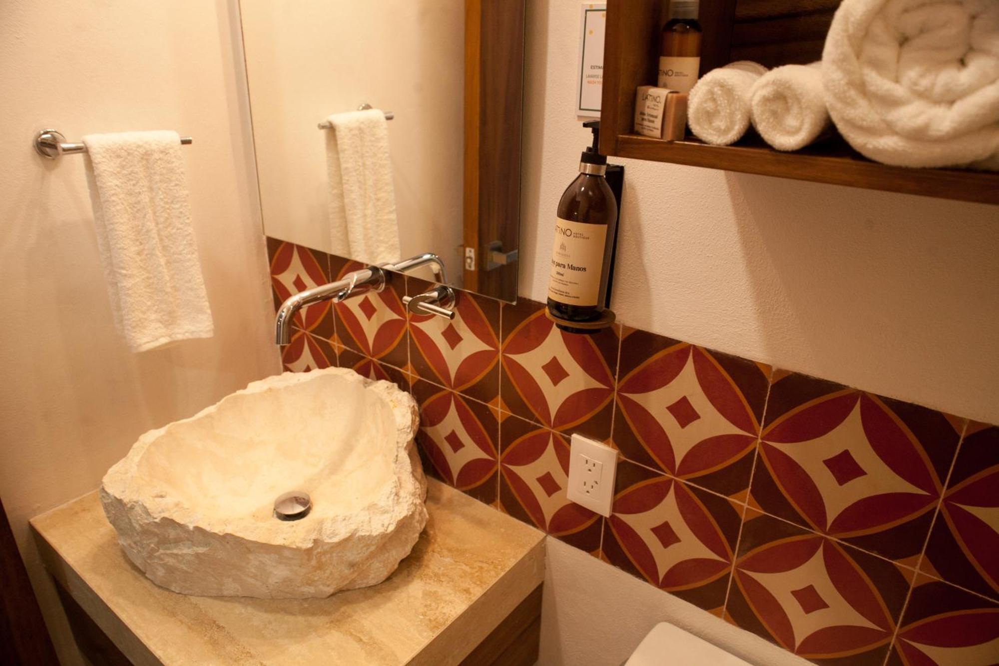 Latino Boutique Hotel 3*